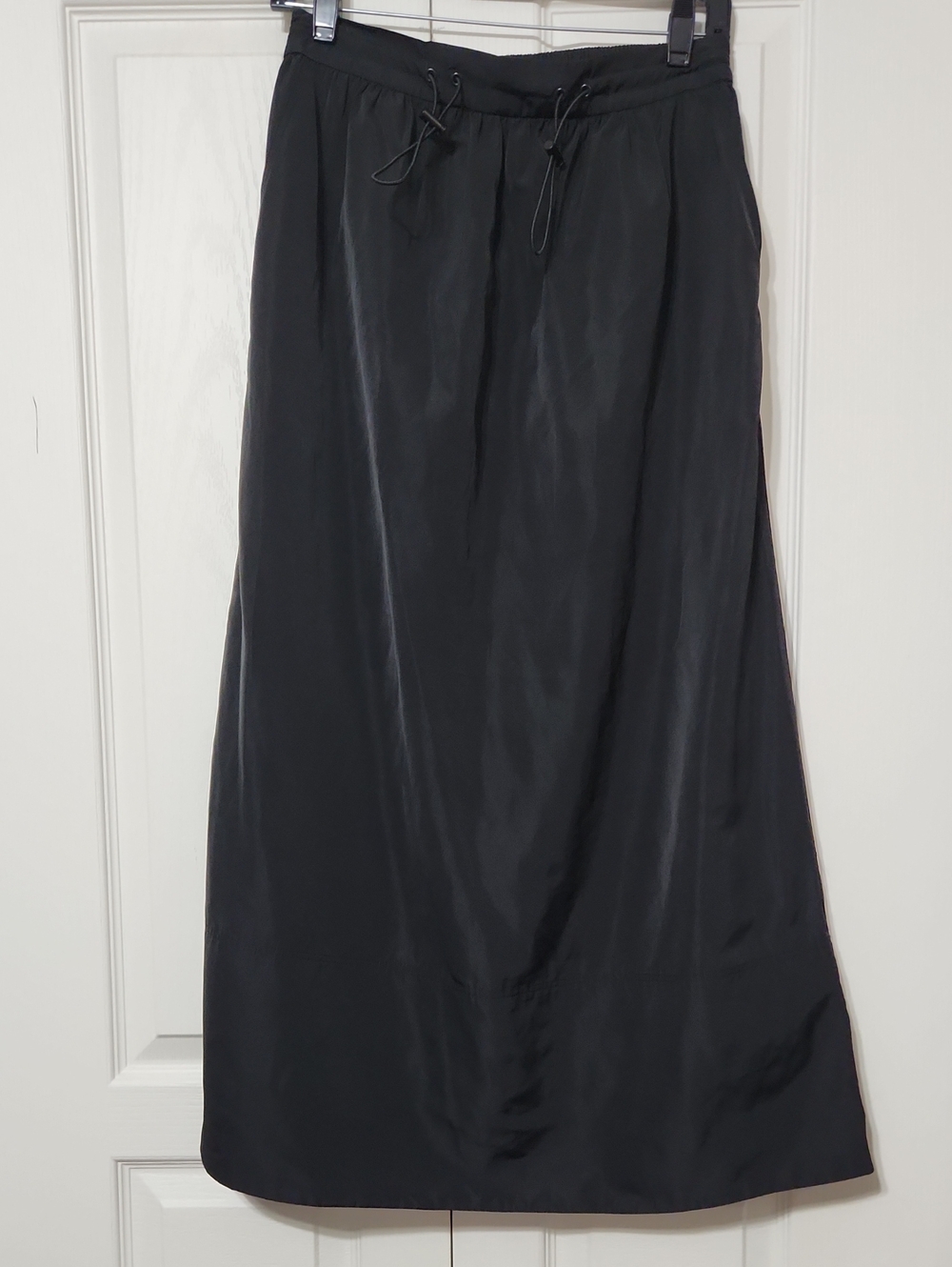 NWT Zara Skirt With Drawstrings. Size XS-S